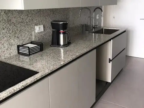 Departamento 5 ambientes con 3 baños