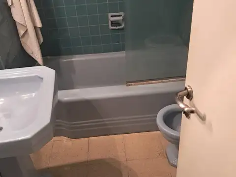 Depto Tipo Casa en Alquiler de 3 dormitorios