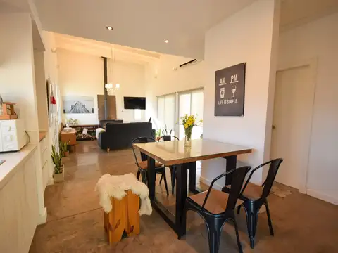 Casa 3 ambientes con 3 baños