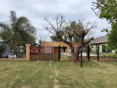 Quinta en  Arroyo Leyes. Ideal para pescadores