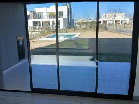 Casa en Alquiler al Noreste