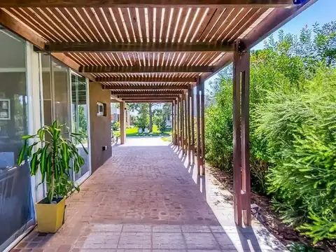 Casa en Alquiler de 3 dormitorios
