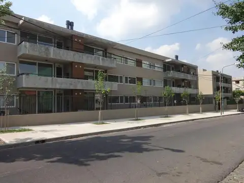 2 Ambienres en edificio Doux, muy luminoso, balcon con parrilla y amenities