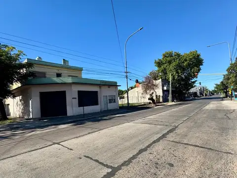 Local en Alquiler en Berazategui, $ 600.000