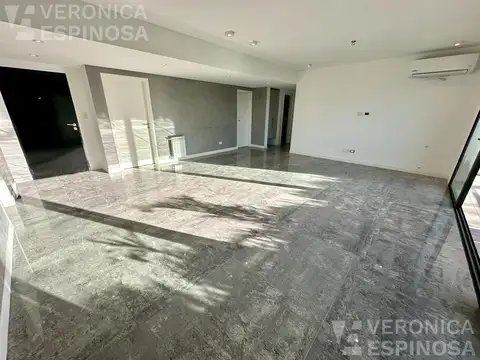 Victorino de la Plaza al 200