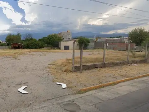 SE VENDE TERRENO IDEAL PARA DESARROLLO COMERCIAL