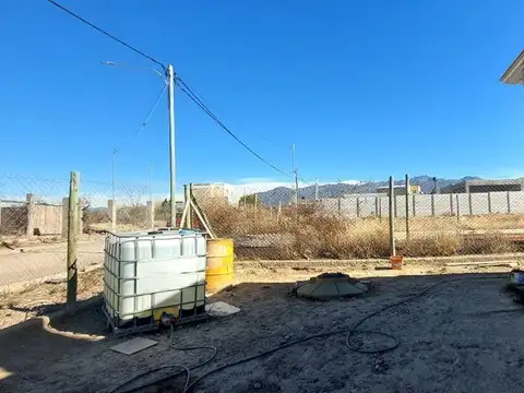 Casa 2 ambientes con 1 baño