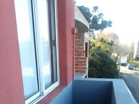 Departamento en Alquiler en Villa Vatteone, $ 280.000