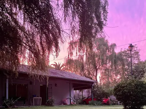 SE VENDE CASAQUINTA MAS DPTO EN LAGUNA DE LOBOS
