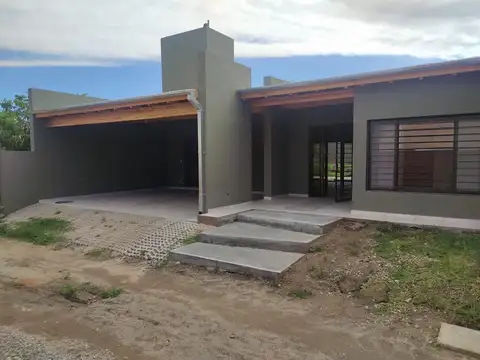 Casa en Venta en Arguello, USD 250.000