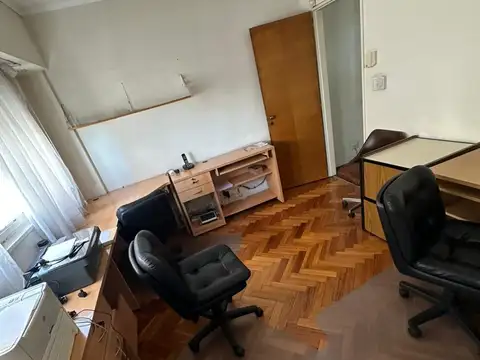 Oficina en Alquiler al Norte