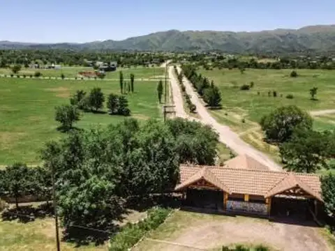 VENTA LOTE EN CHACRAS DE LA JOSEFINA CORDOBA