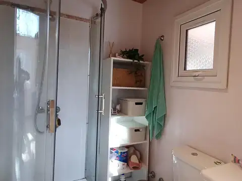 Casa 2 ambientes con 1 baño