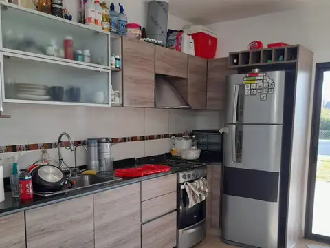 Casa 5 ambientes con 4 baños