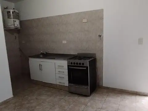 Depto Tipo Casa en Alquiler en Boulogne, $ 600.000