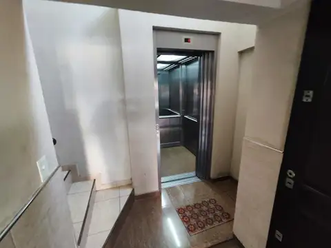 Hermoso Depto Frente Plazoleta Antigua Estacion Basilica