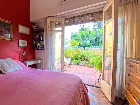 Depto Tipo Casa 6 ambientes con 2 baños
