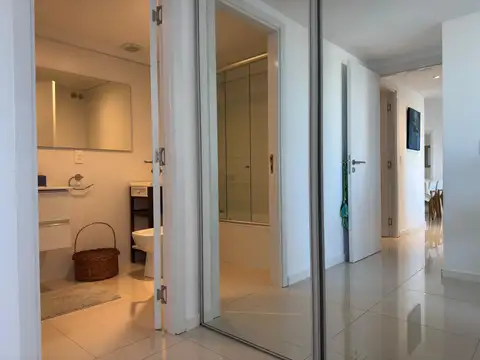 Departamento en Alquiler Temporal en Punta del Este, USD 5.000
