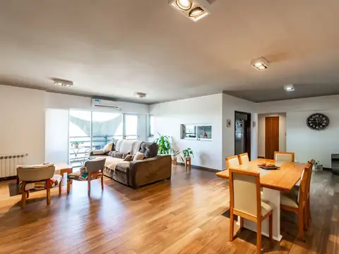 VENTA DEPTO SEMIPISO 4 AMB C/COCHERA SAENZ PEÑA