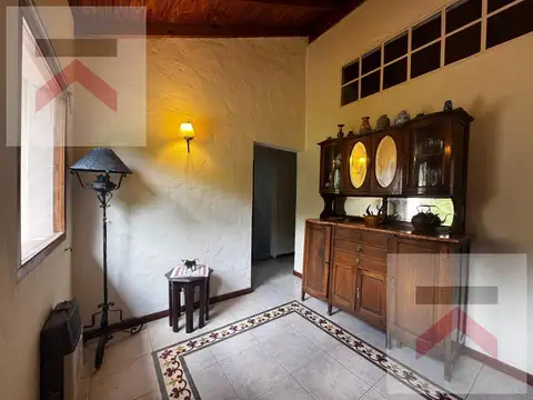 Casa 5 ambientes con 2 baños