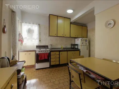 Departamento en Venta en Villa del Parque, USD 170.000