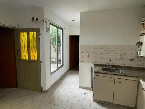 Depto Tipo Casa en Alquiler en San Justo, $ 430.000