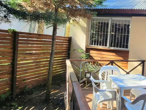 Casa 6 ambientes con 2 baños