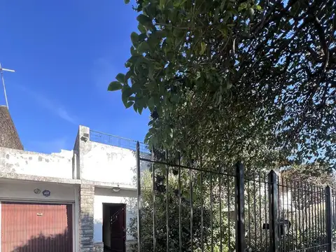 AVENIDA GRAL PAZ  al 3300