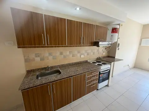 Departamento en Alquiler en Bella Vista, $ 650.000