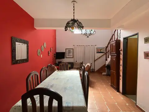 Depto Tipo Casa en Venta con 1 cocheras