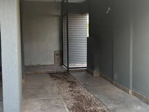 Depto Tipo Casa en Venta con 1 cocheras
