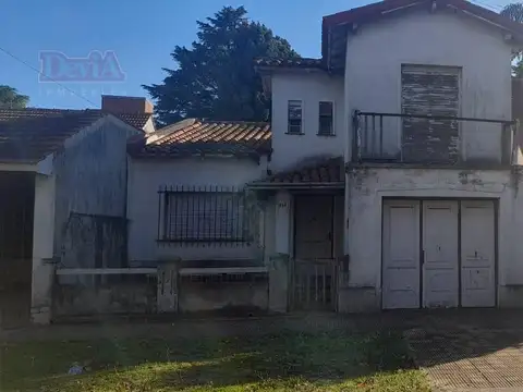 Venta - Casa - A Refaccionar - Lote 10 x 46 - Serrano 800 - Banfield