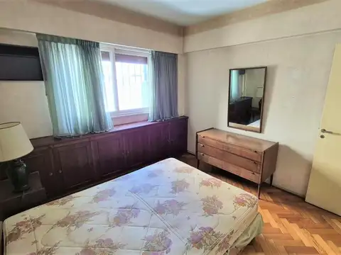 Departamento en Venta en Villa del Parque, USD 129.000
