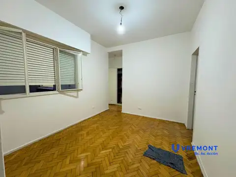 Alquiler de departamento 2 ambientes con patio en el barrio de Balvanera.