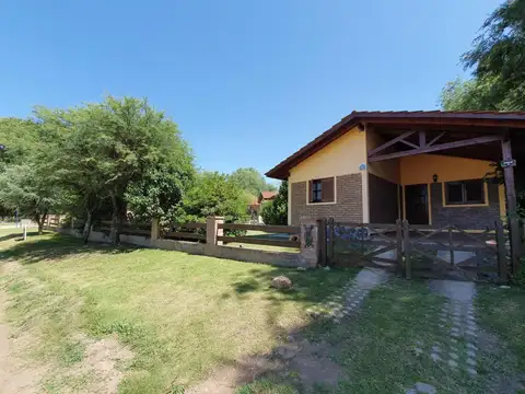 Casa en Venta con 8 cocheras