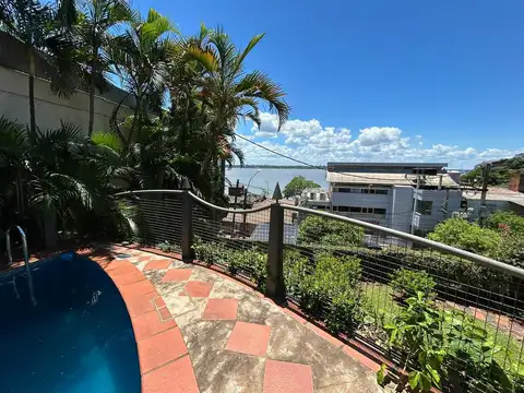 EXCLUSIVA CASA EN VENTA CON VISTA AL RÍO PARANÁ, POSADAS