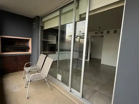 Las Heras 2100, Piso 1