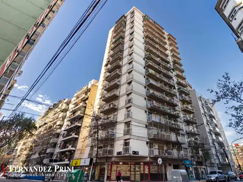 RETASADO - Excelente departamento 2 ambientes reciclado a nuevo en Recoleta