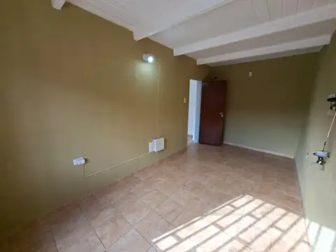 VENTA CASA 5 DOMITORIOS TERRAZA PATIO ALTA CORDOBA