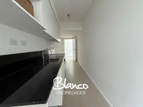 Departamento 4 ambientes con 3 baños