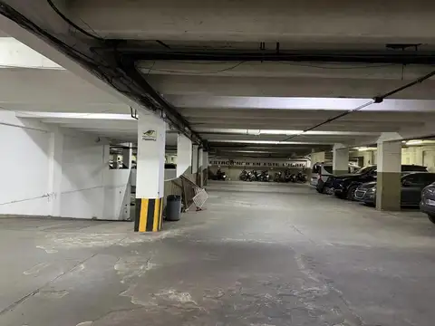 Cochera en Centro
