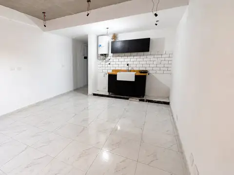 Departamento en Alquiler con 1 cochera