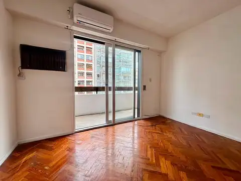 Crámer 1700, Piso 6