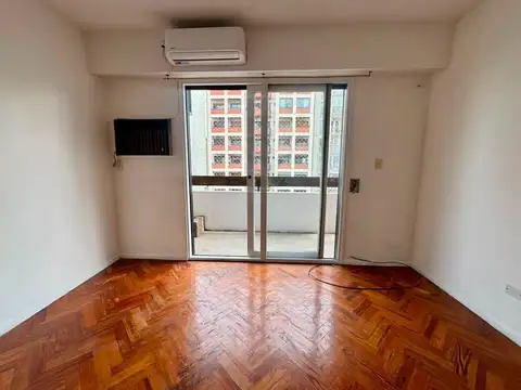 Departamento de dos ambientes - Av Cramer 1700 - Colegiales