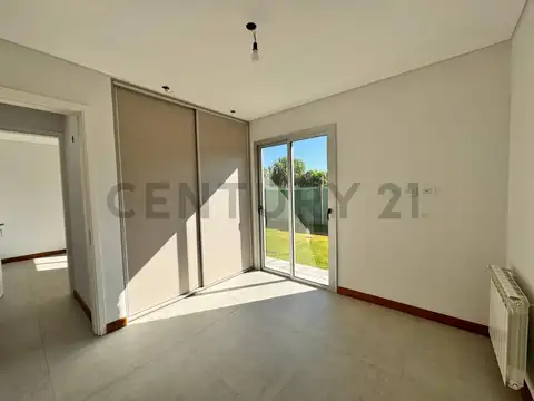 CASA EN VENTA EN BARRIO PRIVADO VIEYTES I