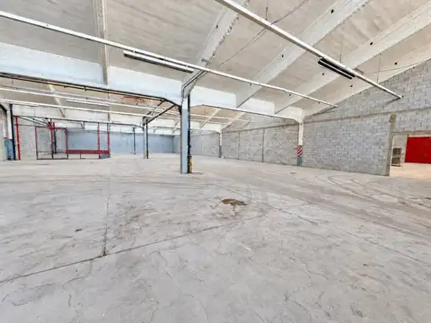 2 GALPONES EN ALQUILER EN FLORIDA OESTE | 2.082 M² APROX. CON CONEXIÓN INTERNA | PREDIO CON SEG...