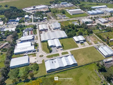 Galpón de 2000m2 en Parque Logístico "De León Medina"