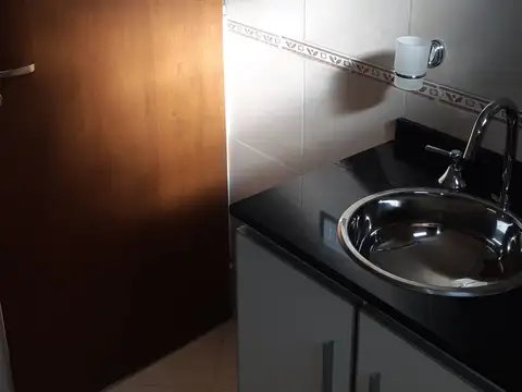 Ballivian 2200, Piso PB