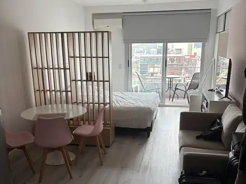 Departamento en Alquiler en Colegiales, $ 850.000