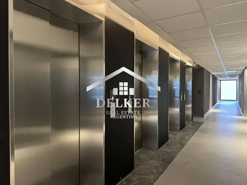 Oficina 7 ambientes con 2 baños